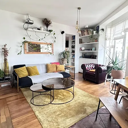 Apartament Cosy 1-bedroom Near Montmartre Paryż