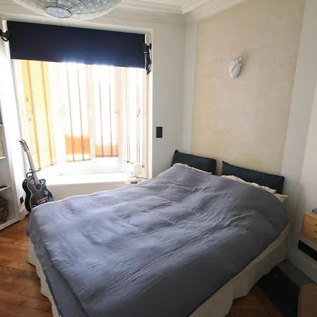 Cosy 1-bedroom Near Montmartre * Paryż
