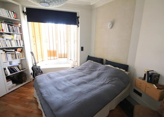 Cosy 1-bedroom Near Montmartre * Paryż