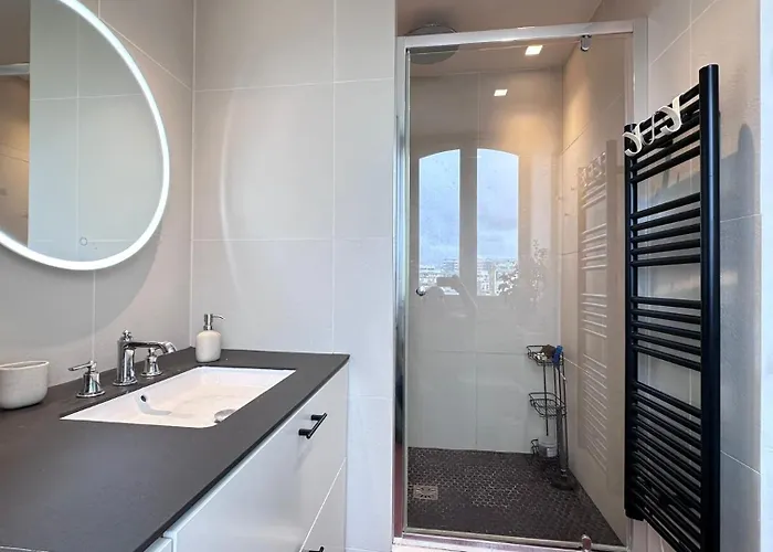 Cosy 1-bedroom Near Montmartre Paryż